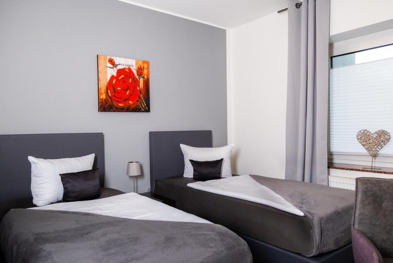 Aparthotel เมนเดน ภายนอก รูปภาพ